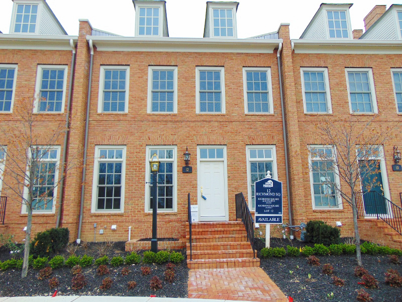 OPEN HOUSE IN NEW ALBANY! Real Estate Updates with DeLena Ciamacco