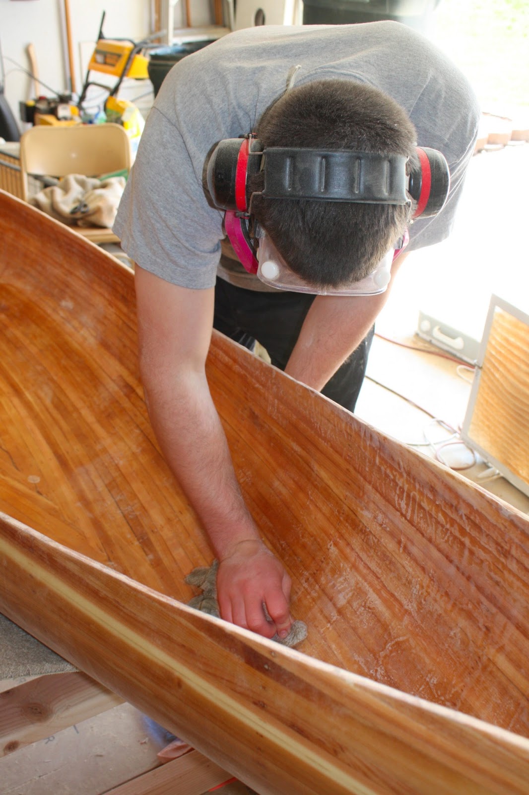 Cedar Strip Canoe Sanding the Fiberglass (Interior)