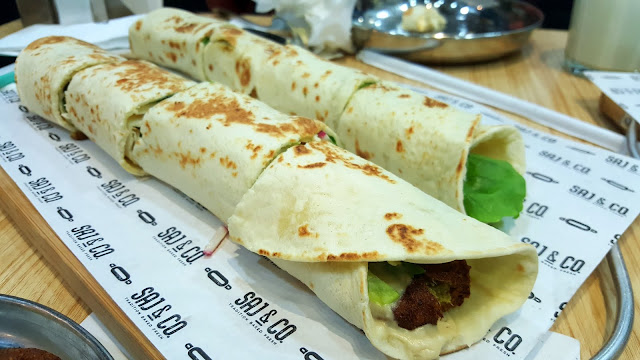 food blogger dubai saj & co falafel wrap