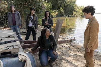 The Walking Dead World Beyond Series Image 12