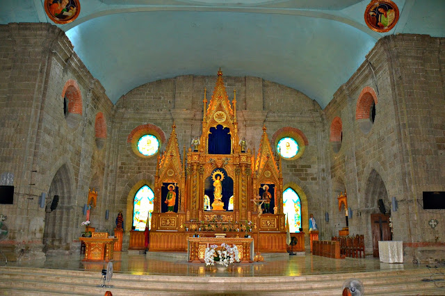 Naic Church retablo and altar
