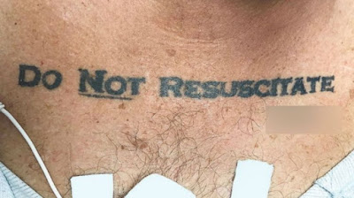 Tatuaje de "No resucitar" causa polémica por hombre muerto