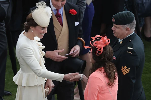 Kate Middleton wore Alexander McQueen ivory dress. Kate Middleton and Prince William attend Garden Party. Princess Beatrice and Princess Eugenie, Queen Elizabeth