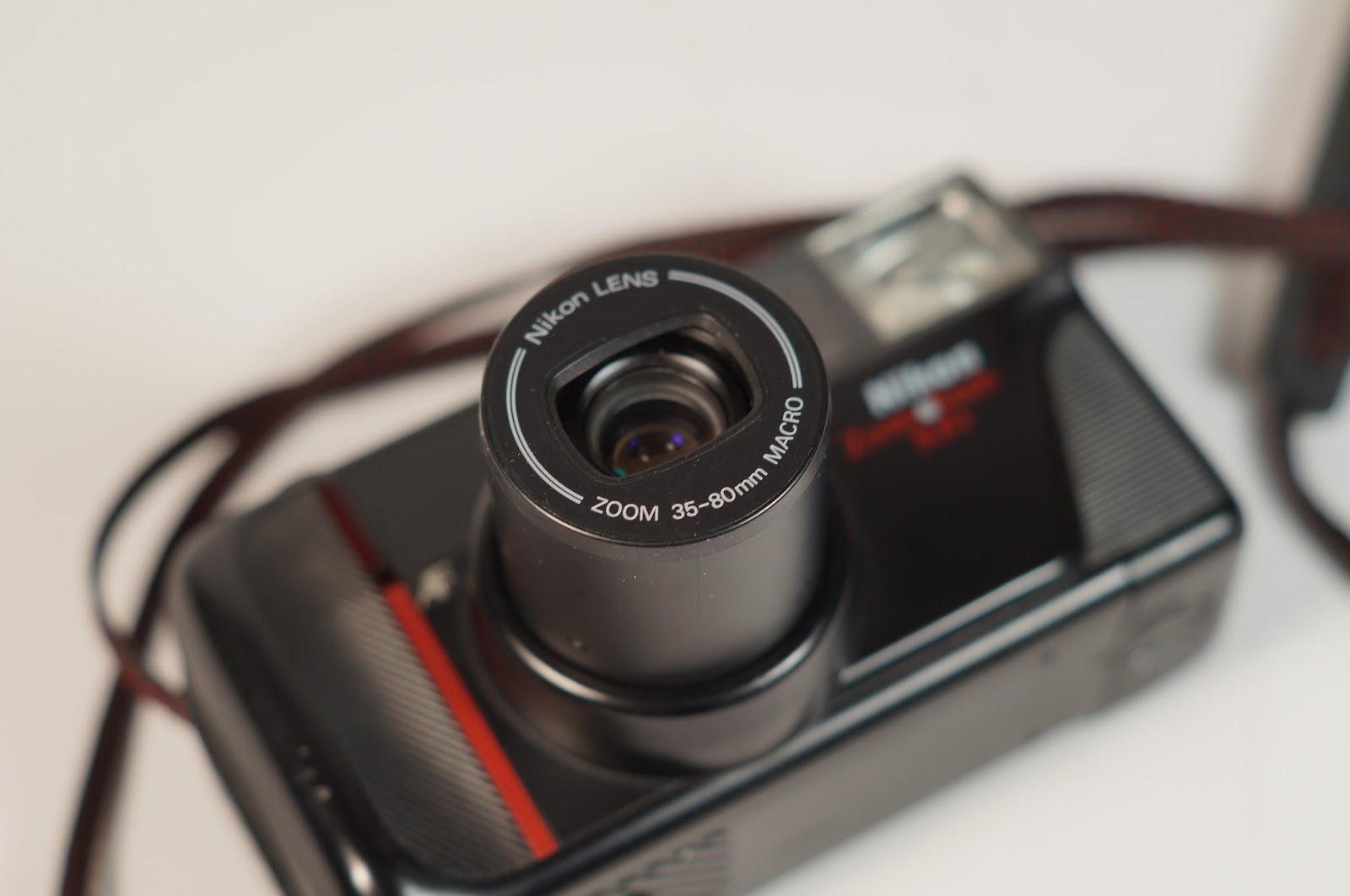 Nikon Zoom Touch 500 AF 35mm Film Camera 3580mm Macro Lens