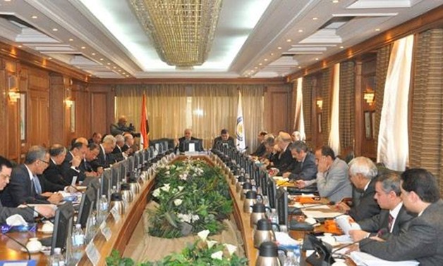 المجلس الأعلى للجامعات يناقش اليوم الخميس قواعد القبول بالجامعات وكل ما يتعلق بها واتخاذ القرارت اللازمة بشأنها المجلس الأعلى للجامعات يناقش اليوم الخميس قواعد القبول بالجامعات وكل ما يتعلق بها واتخاذ القرارت اللازمة بشأنها