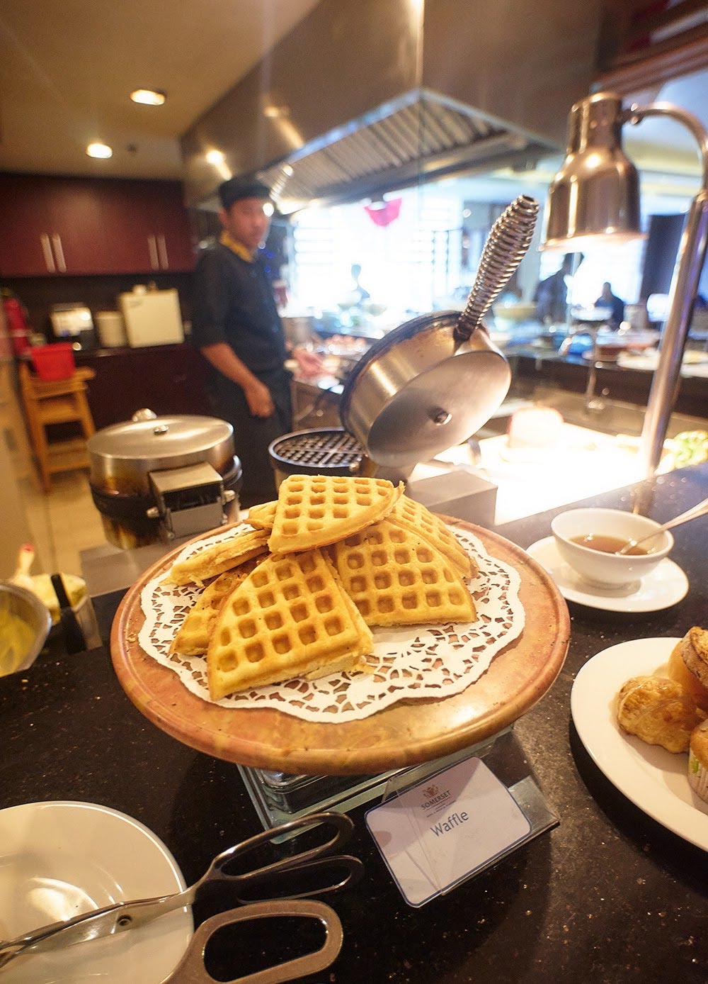 Somerset Hotel Surabaya - Breakfast