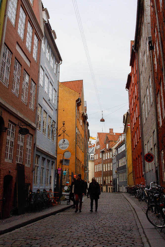 Indre By, Magstræde, things to see, colorful street, Copenhagen, blogger,