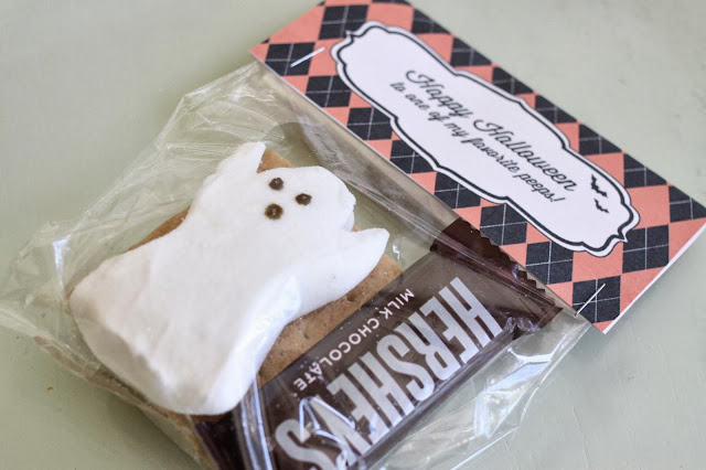 The Larson Lingo: Halloween Peeps S'mores {Free Printable}