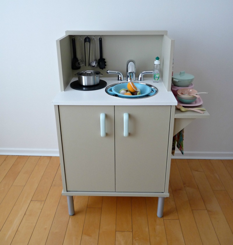 DIY Play Kitchen before and after - DIY Show Off ™ - DIY ...