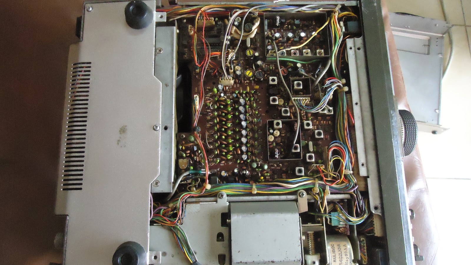 OBIN RADIO: HF Kenwood TS 440S(Sold)