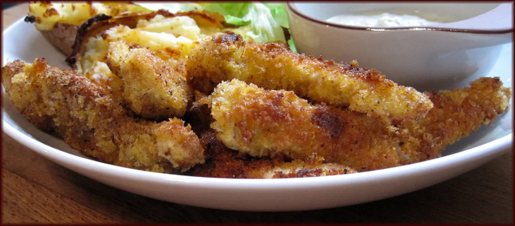 Spicy Crispy Crumb Chicken with Blue Cheese Dipping Sauce