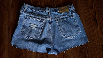 Bayshore & Central: DIY: Jeans to Jorts Transformation
