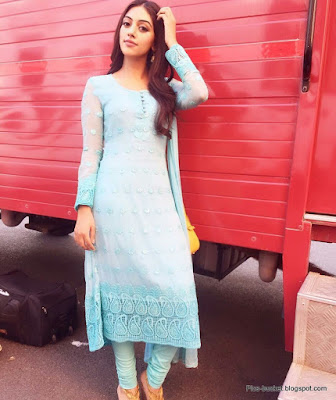 anu emmanuel hot photos