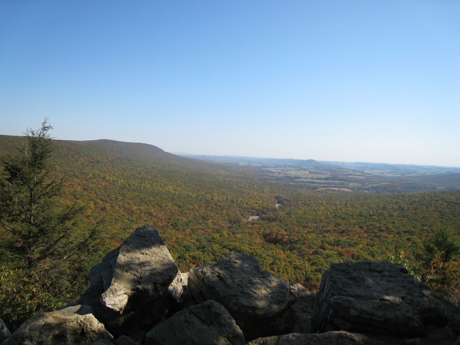 Wanderlust Hawk Mountain (Kempton, Pennsylvania)