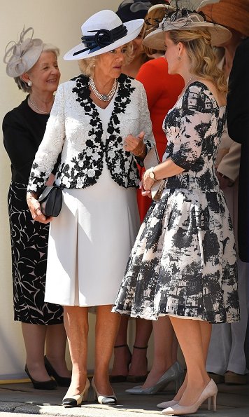 Queen Elizabeth II, Duchess Camilla of Cornwall, Countess Sophie of Wessex, Princess Anne, wearring is print dress