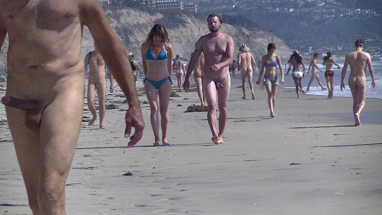 Nude beach boners! 