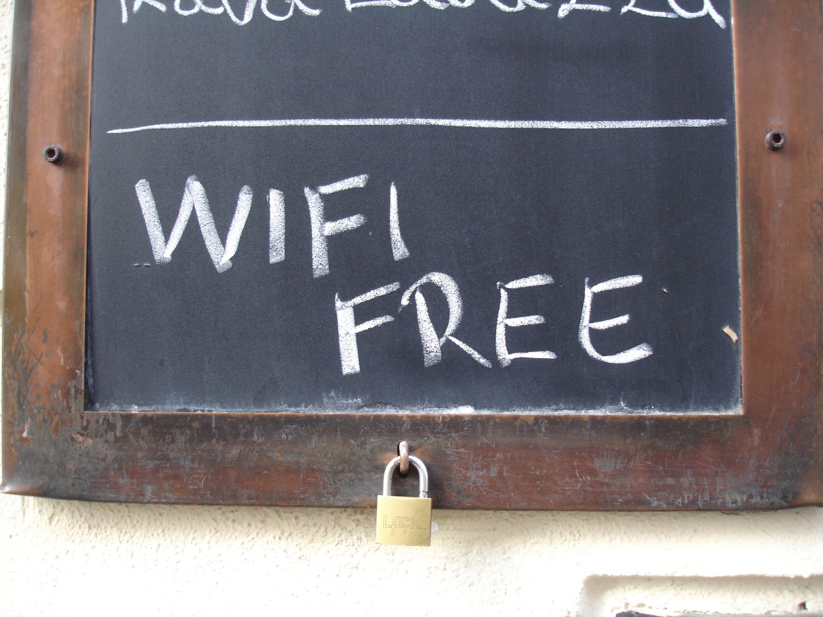 The signs are bad! WiFi or not WiFi?!