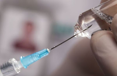 Bahaya di Balik Vaksin