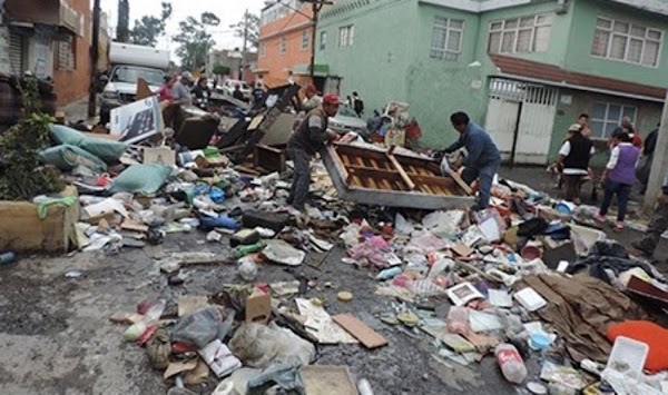 En México también hay desastres por las inundaciones...y no mandan ayuda, nadie dice nada.