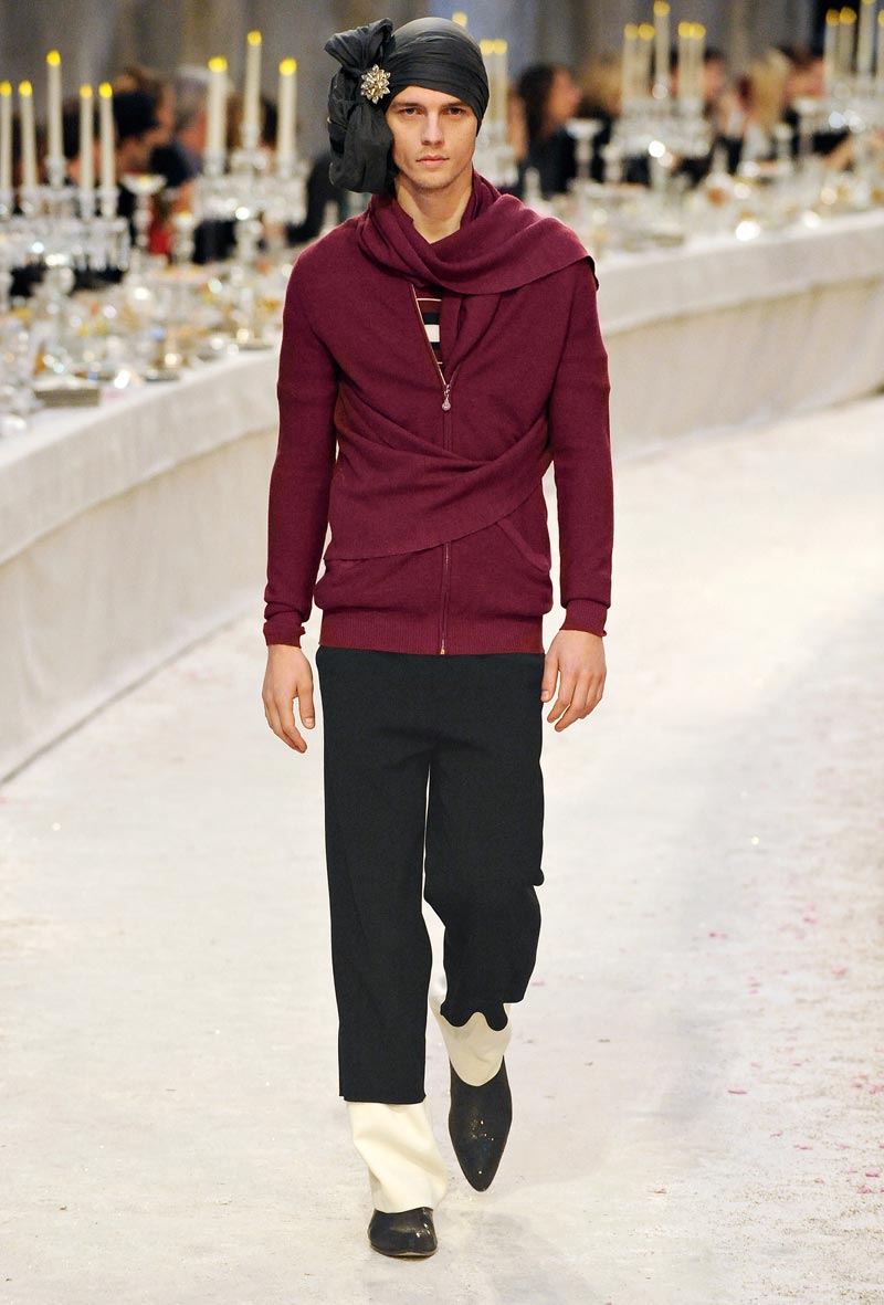 A Blog For Fashion Trends, Store Windows & Interiors: CHANEL PRE-FALL ...