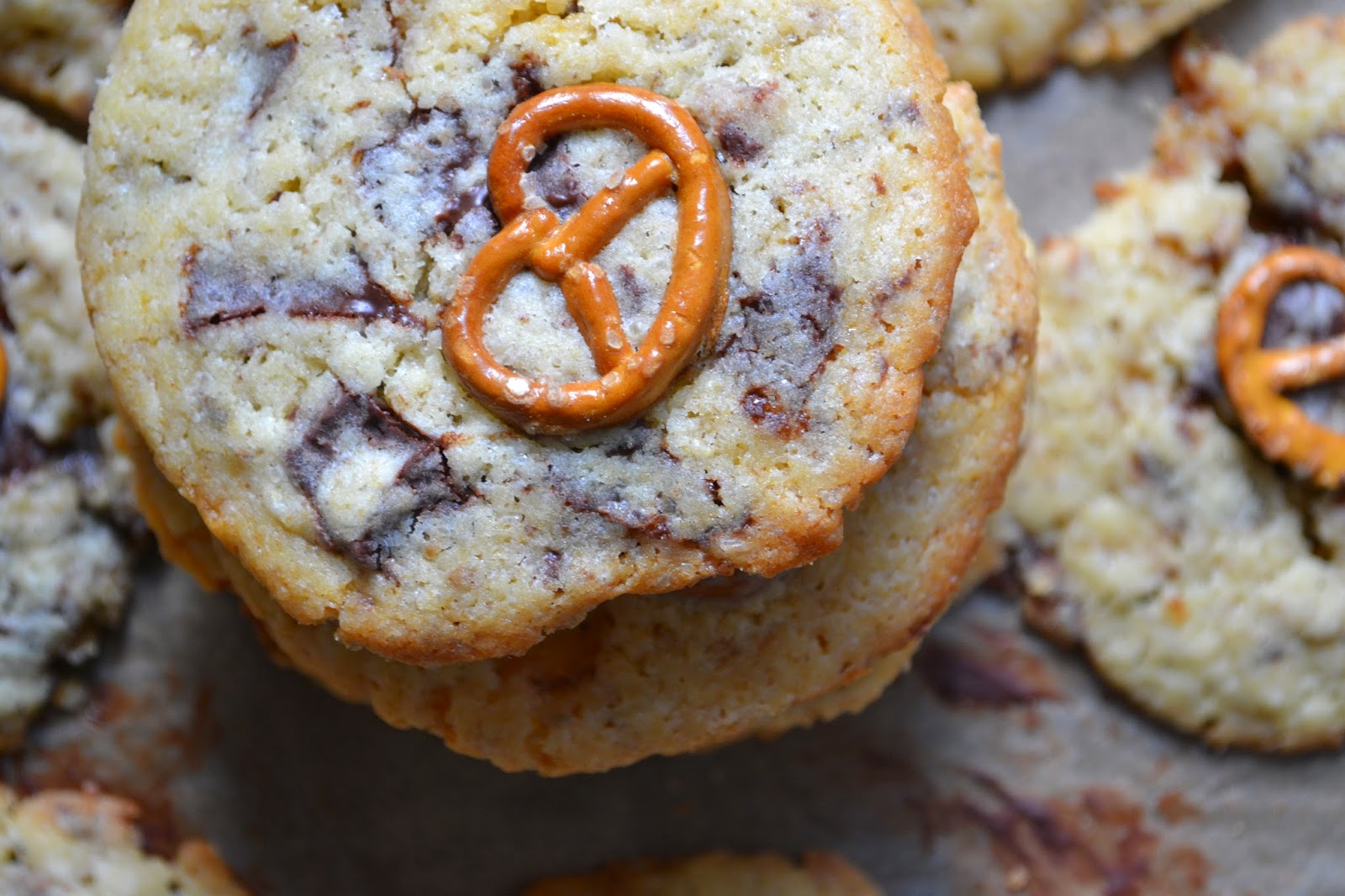 Chocolate Chip Toffee Pretzel Cookies {Street Food September} The