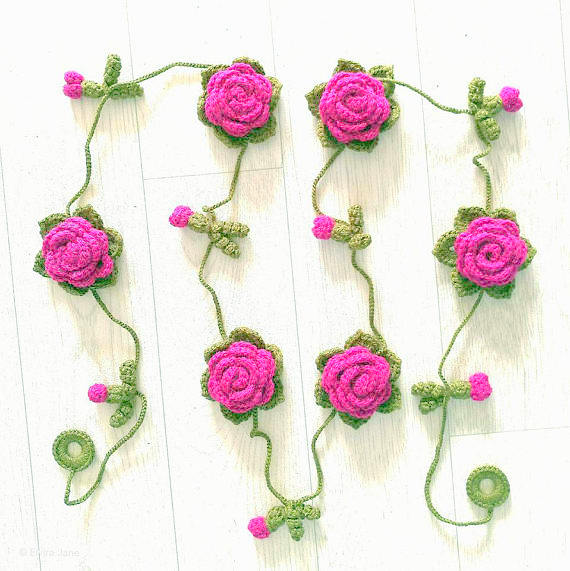 Rose flower garland Crochet Pattern