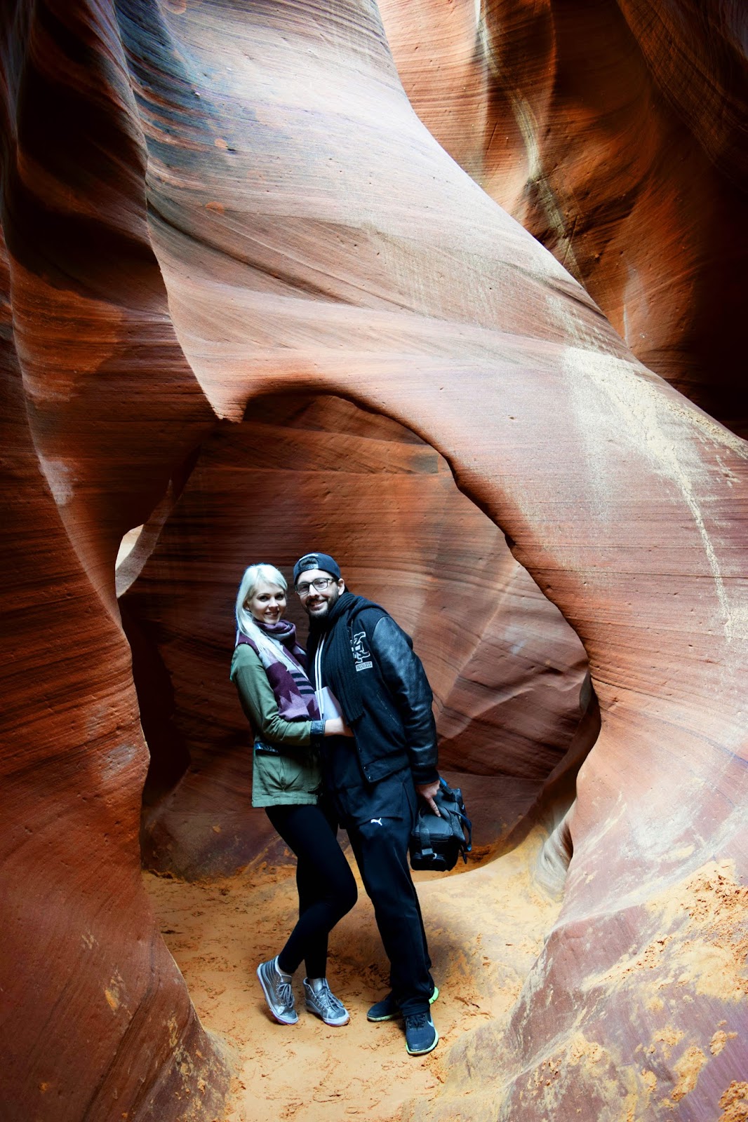 Lower Antelope Canyon And Horseshoe Bend German Blondy