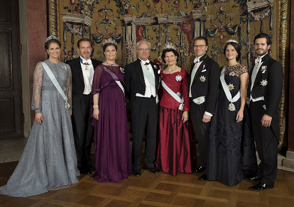 The Swedish Royal Family wishes Happy New Year!