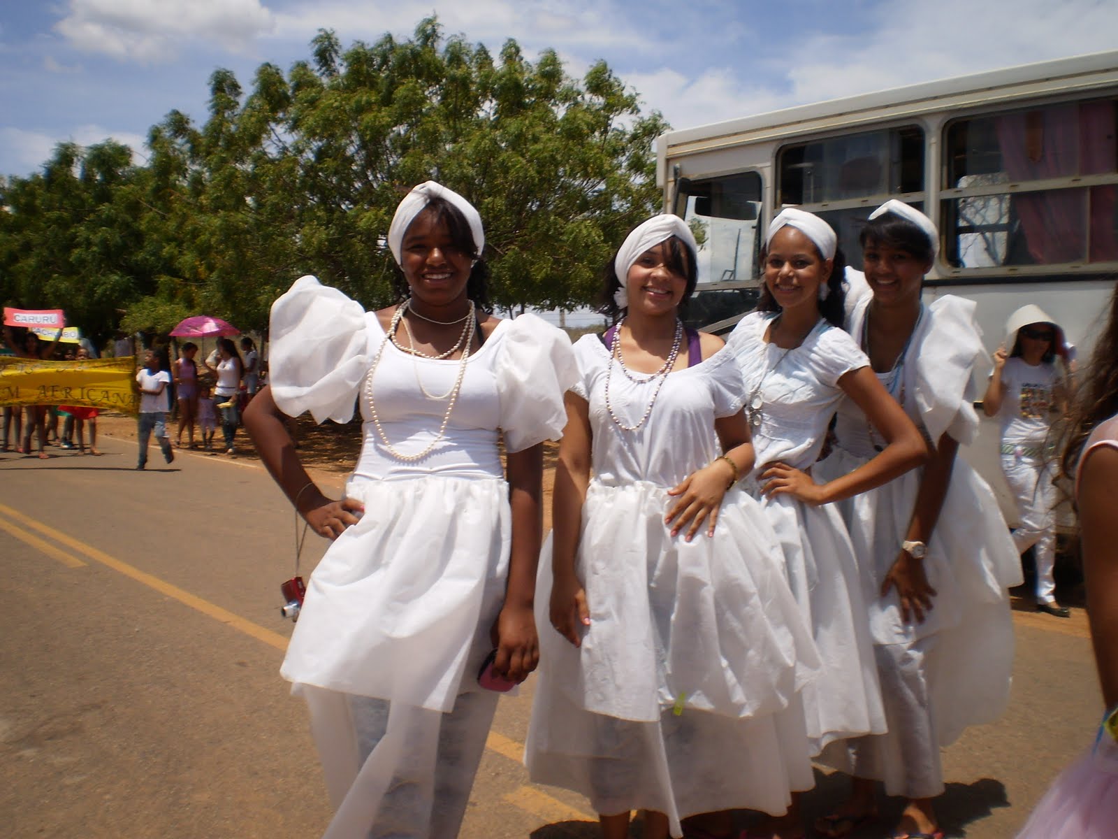 Exemplo De Bilhete Para Participar De Desfile Sobre Consciência Negra