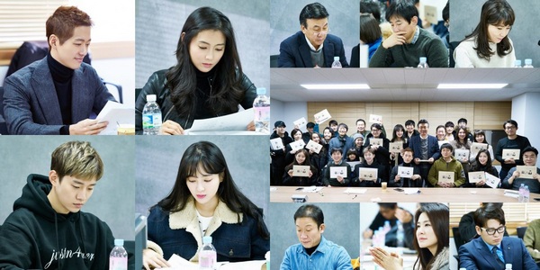 Para pemain yang ikut dalam pembacaan pertama naskah Chief Kim Pembacaan pertama naskah drama terbaru KBS2 Chief Kim (2017), yang berlokasi di Yeouido, dihadiri oleh para pemain utama.
