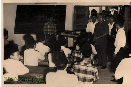 Pondok Pesantren Salaf - Pengertian Karakteristik dan Kurikulumnya