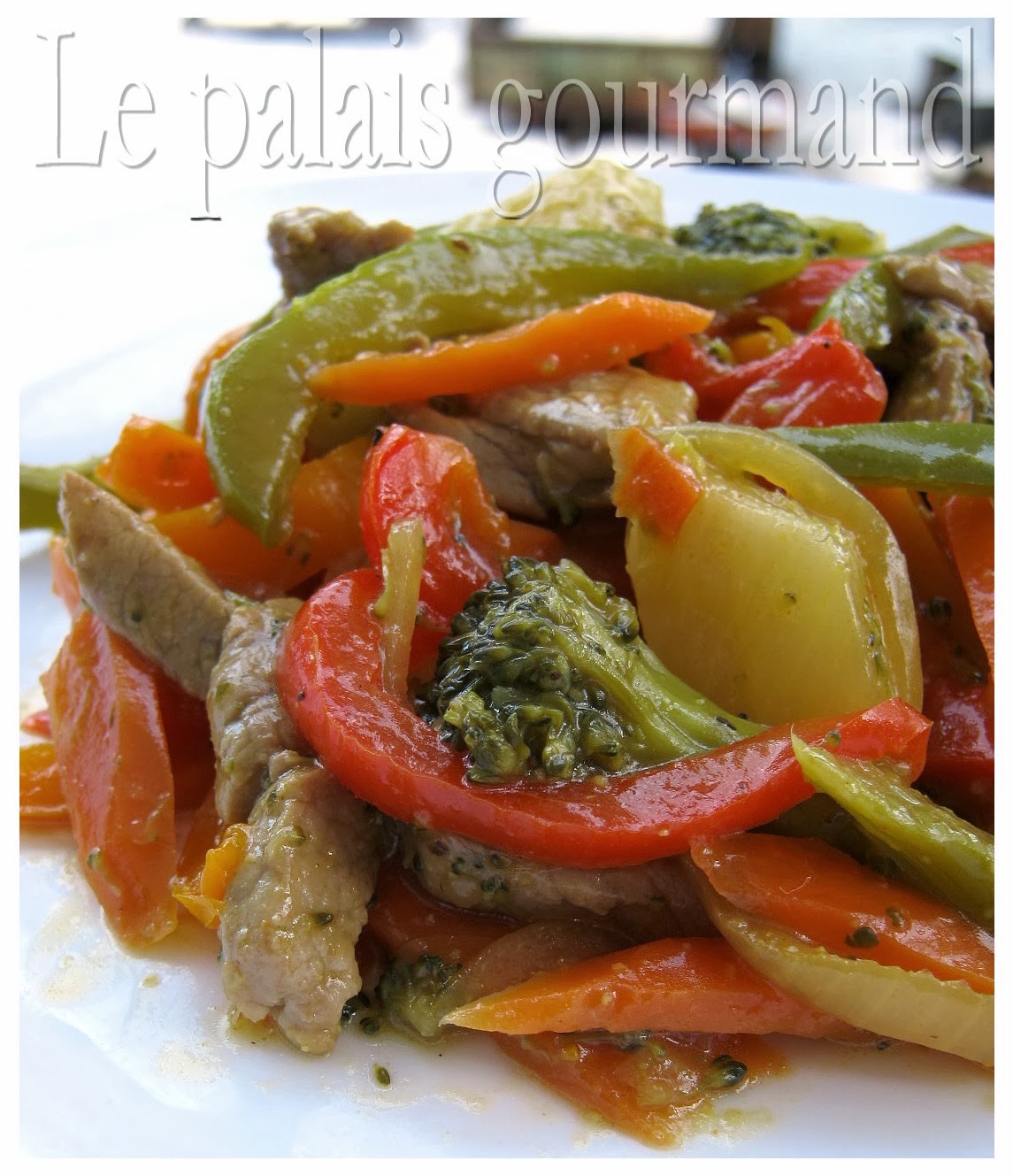Le palais gourmand Sauté de porc aux légumes et cari