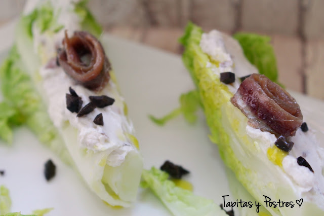 Cogollos Con Crema De Anchoas Y Queso
