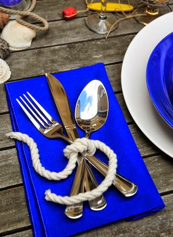 Table decoration in blue &#8211; fascinating ideas!
