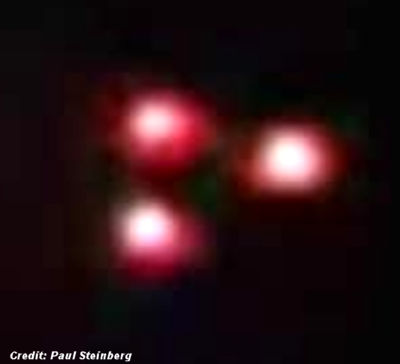 UFO Hovers Over House in Melbourne, Reports Family 9-2-18