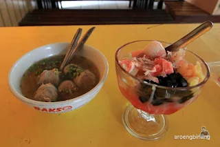 bakso lapangan tembak senayan