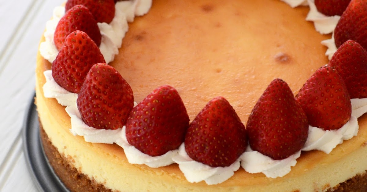 i heart baking! classic cheesecake decorated with whipped cream and