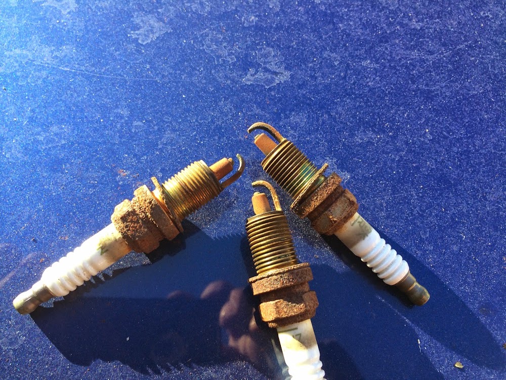 amazing what a lack of maint these 's can take - spark plugs | Jeep  Enthusiast Forums