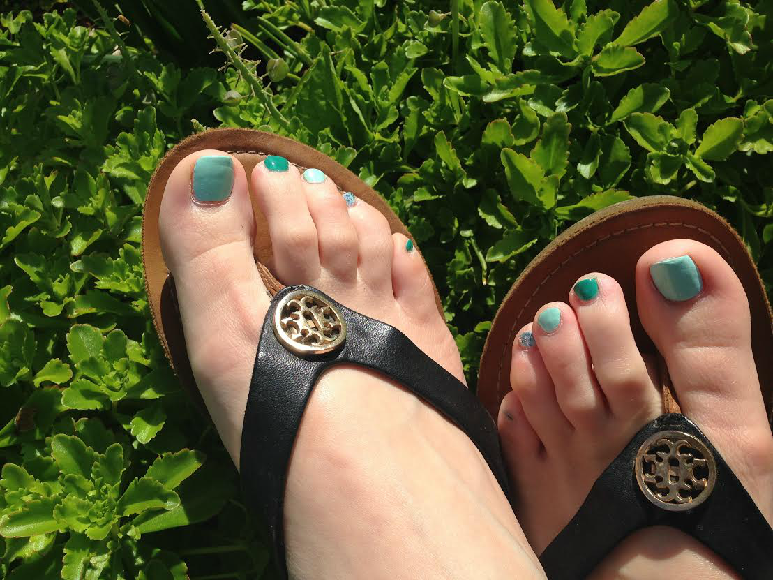 The Beauty Bar: How to Give Yourself the Perfect Summer Pedicure