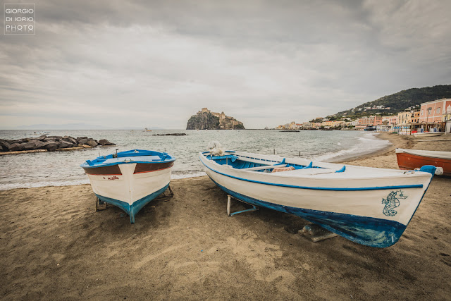 Autunno a Ischia, I colori dell'autunno, Castello Aragonese Ischia, Yacht Ulysses, Spiaggia dei Pescatori, Ischia Ponte, Foto di Ischia, 