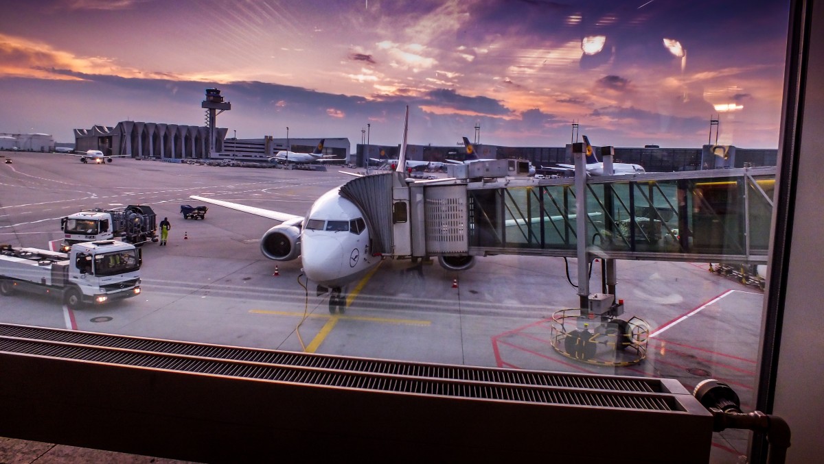 Why do pilots sit on the left seat of the cockpit? Aircraft Nerds