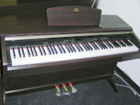 Yamaha YDP181 piano