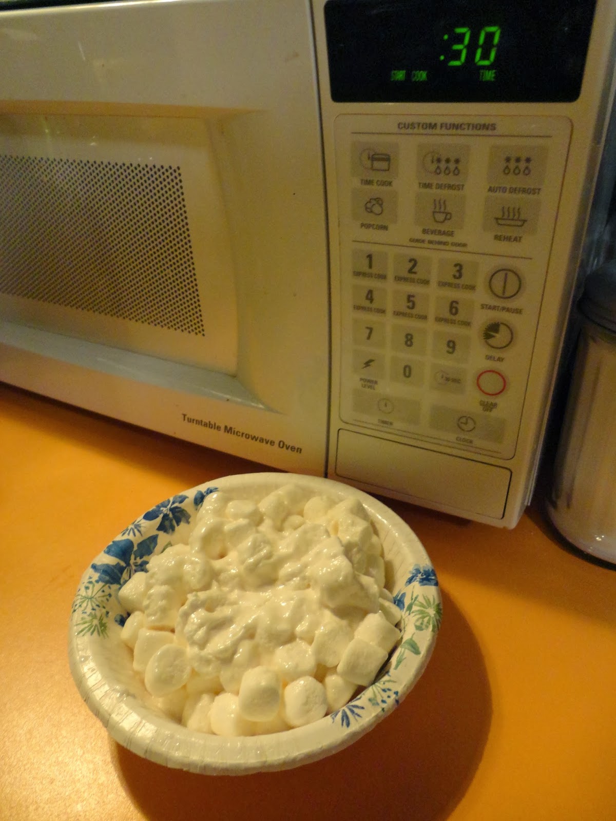 The Adventures of J and K Microwave Marshmallow Fondant