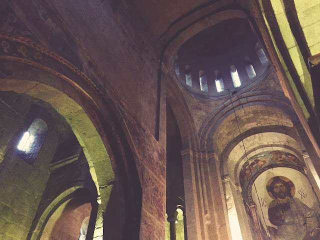 inside Svetitskhoveli Cathedral 