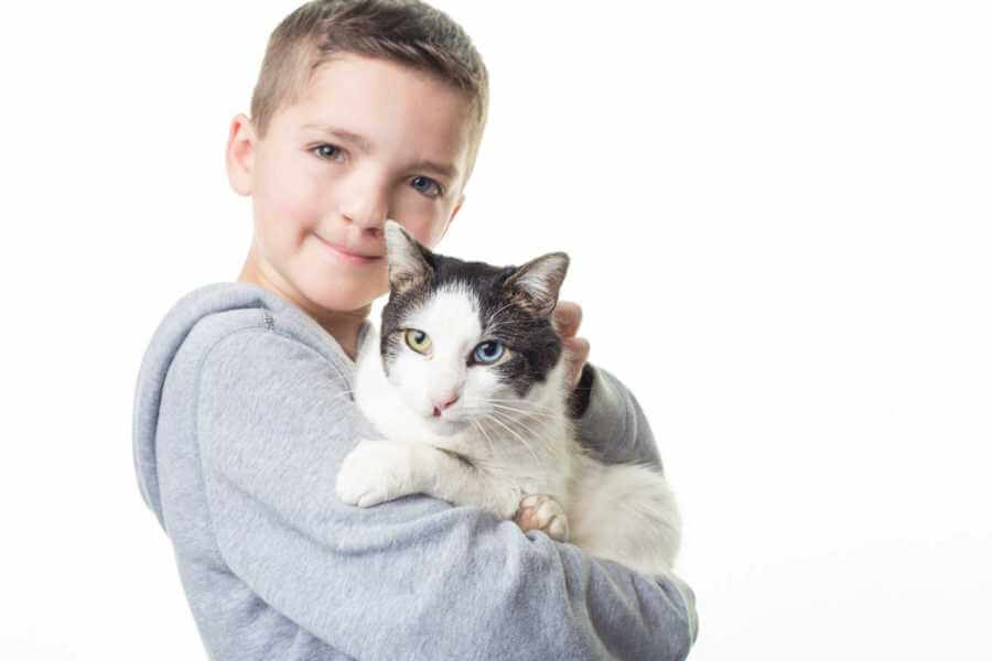 This Boy Was Bullied Because Of His Extraordinary Condition. His Life Changed When He Rescued A Cat With The Same Unique Traits.