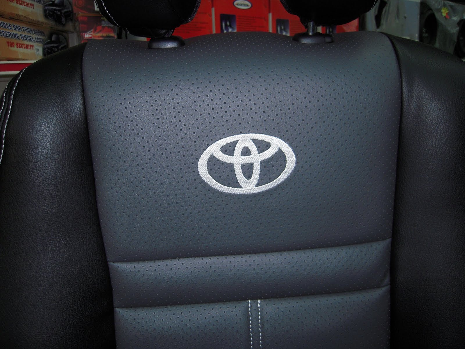 TCA AUDIO CAR ACCESSORIES TOYOTA WISH SEAT COVER