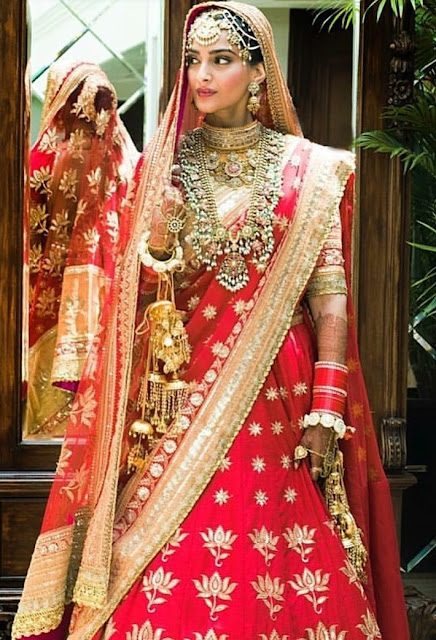 Sonam Kapoor and Anand Ahuja Wedding Pics