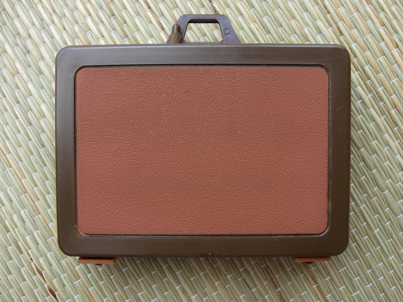 Dolce's Closet: Childhood Flashback: Oscar Goldman