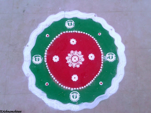 Image: Red and Green Rangoli