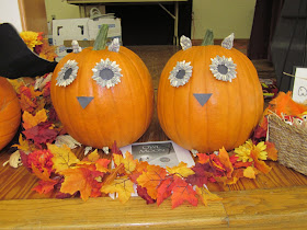 First Grade Fairytales: October LOVE, Cool Pumpkins & a FREEBIE!